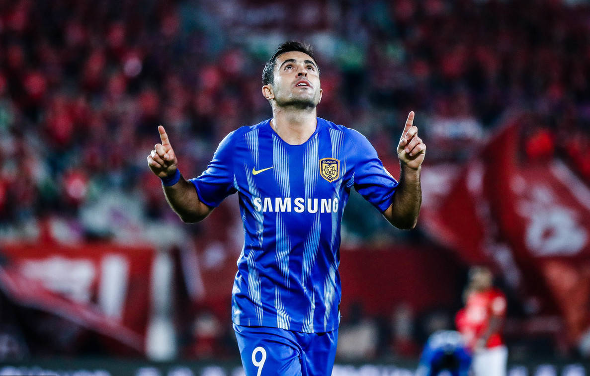 包含大连阿尔滨主场不敌江苏苏宁，遗憾失利的词条